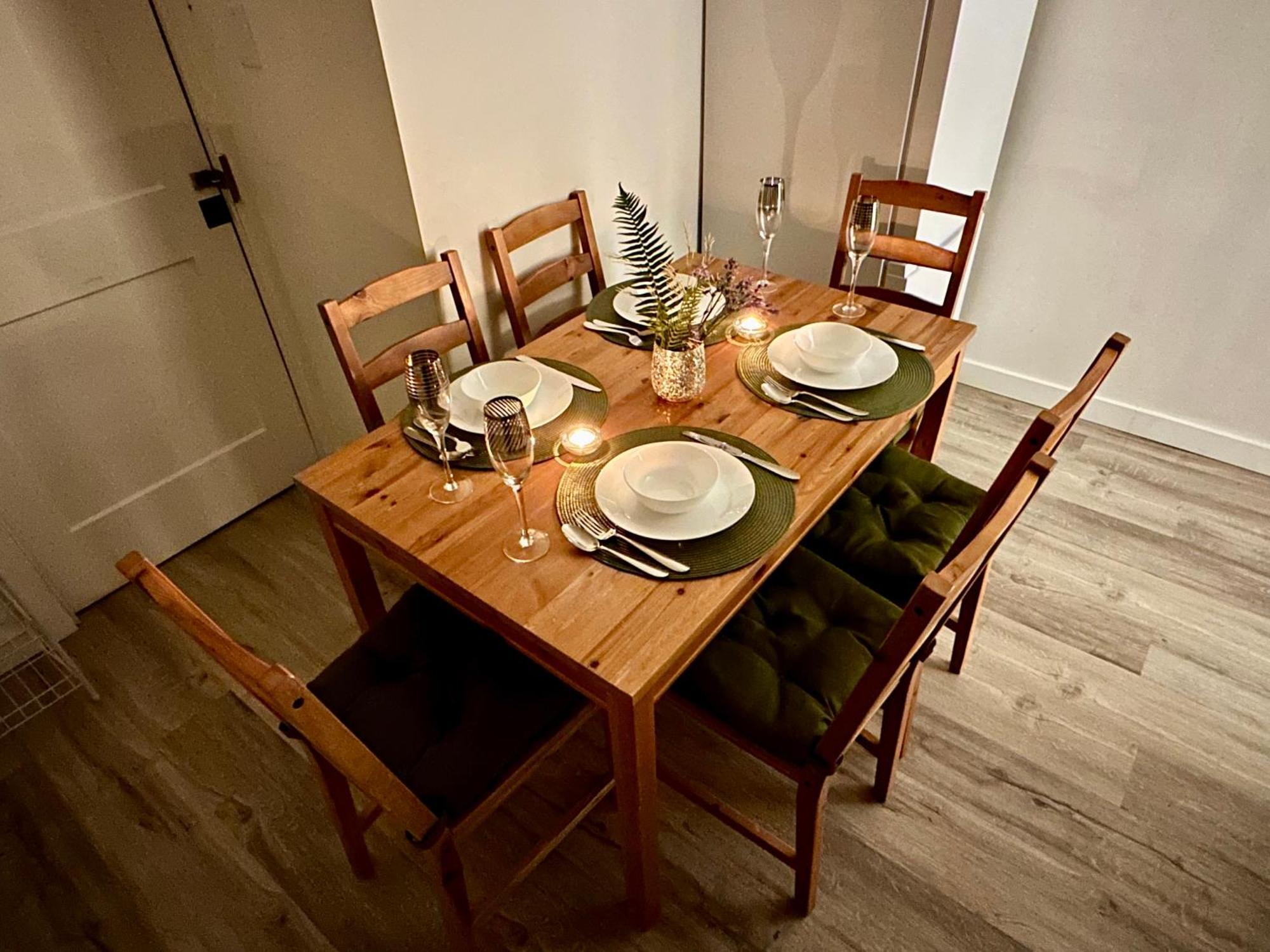 Cozy & Bright Home With Parking 維多利亞 外观 照片